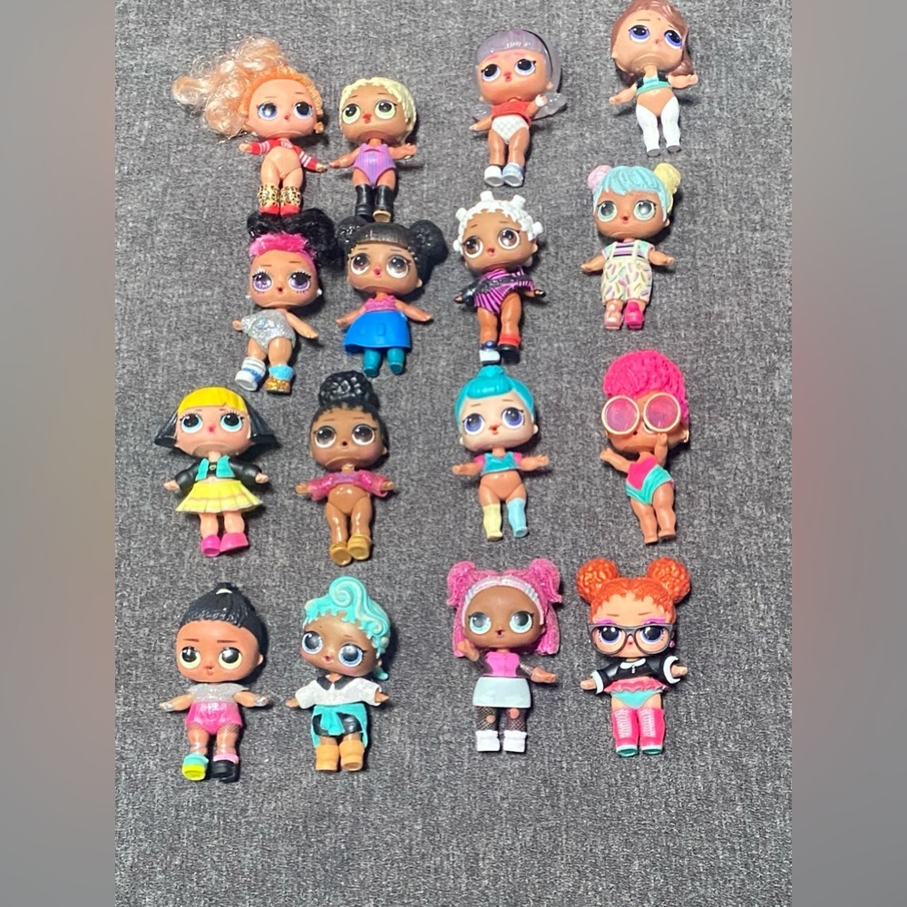L.O.L. Surprise! Pink and Blue Dolls & Accessories Set